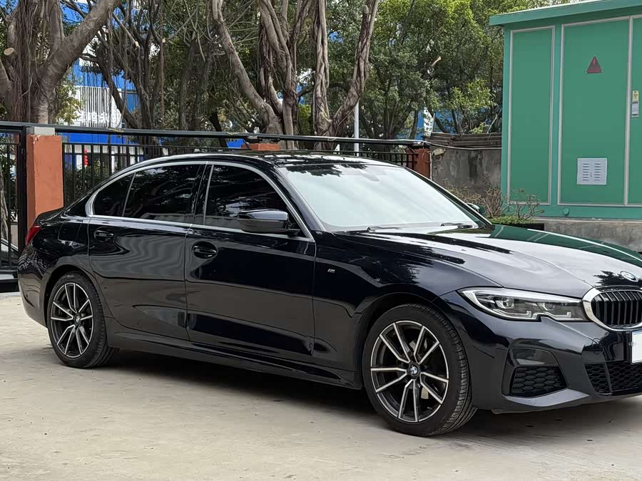 BMW 3 Series 2021 car image #4
