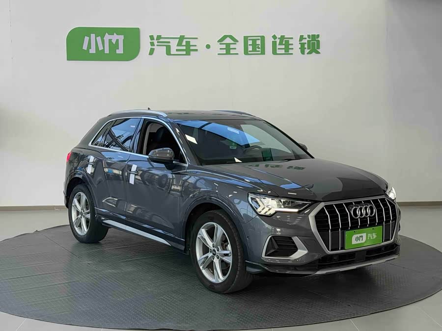 Audi Q3 2021 car image #4