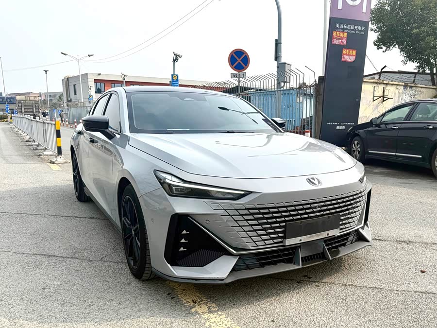 Changan UNI-V 2021 изображение автомобиля #4