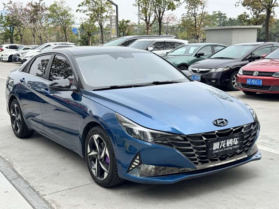 Hyundai Elantra 2021 صورة سيارة #4