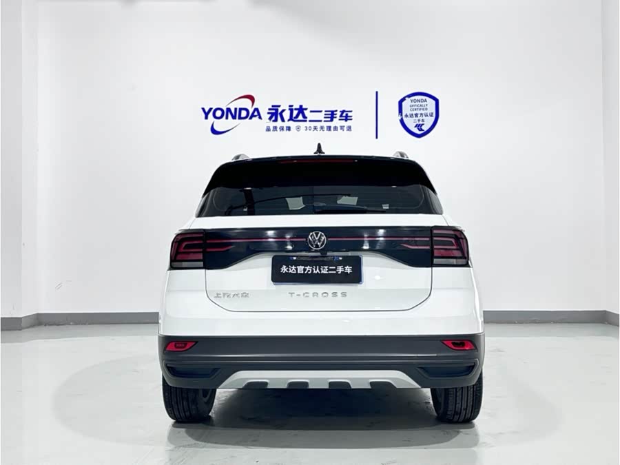 Volkswagen T-Cross 2023 car image #4
