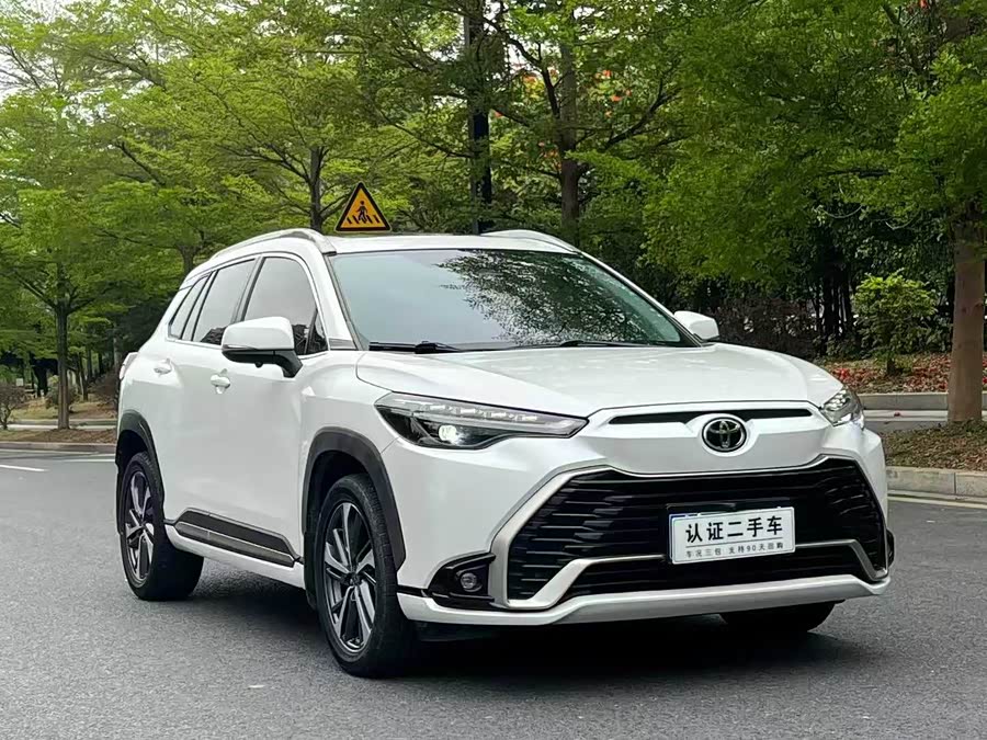 Toyota Frontlander 2023 car image #4