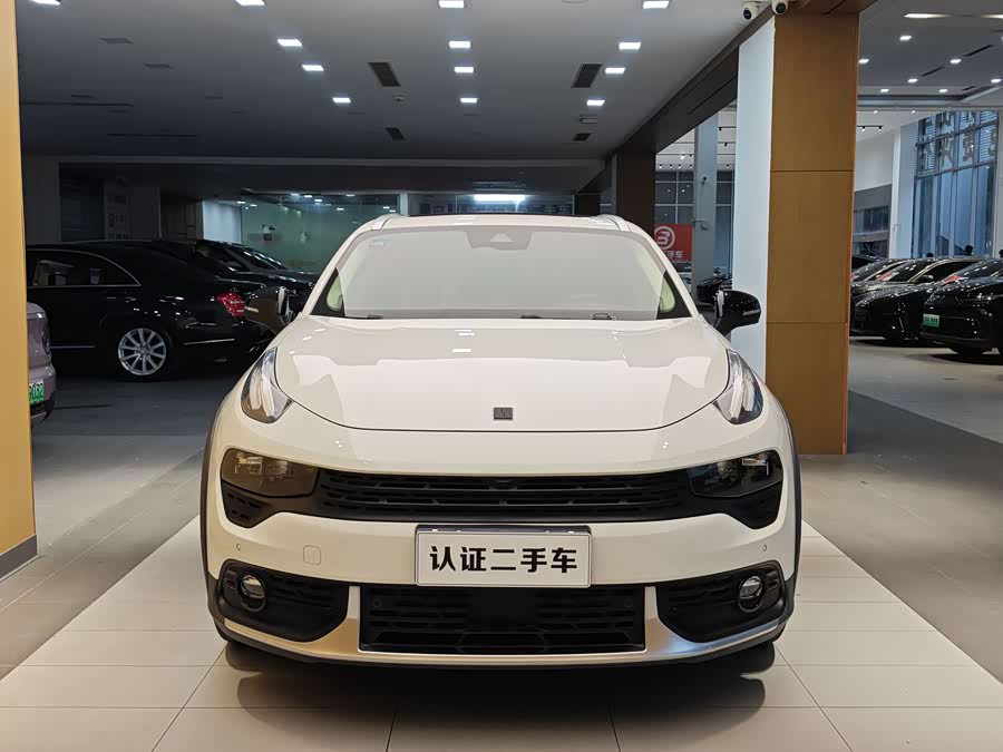 Lynk & Co 02 2019 #4 Lynk & Co 02 2019 car image #4