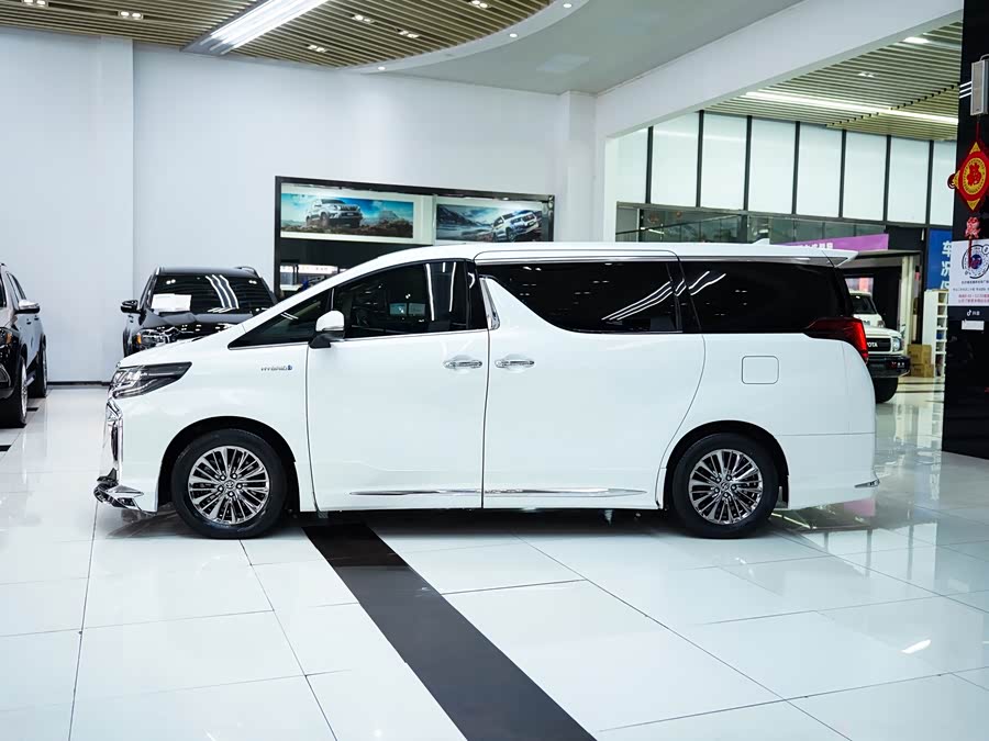 Toyota Alphard 2021 immagine di auto #4