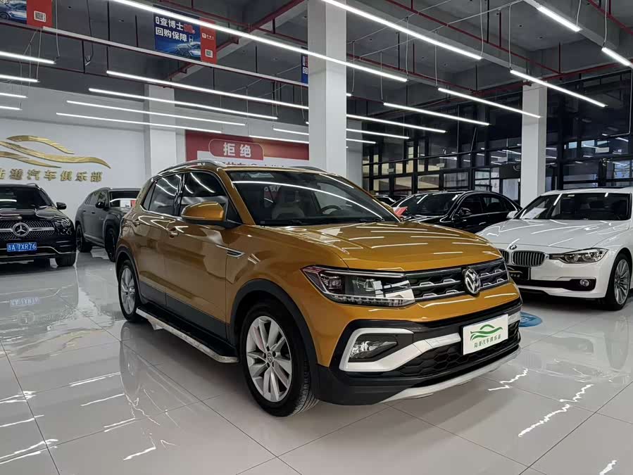 Volkswagen T-Cross 2020 car image #4