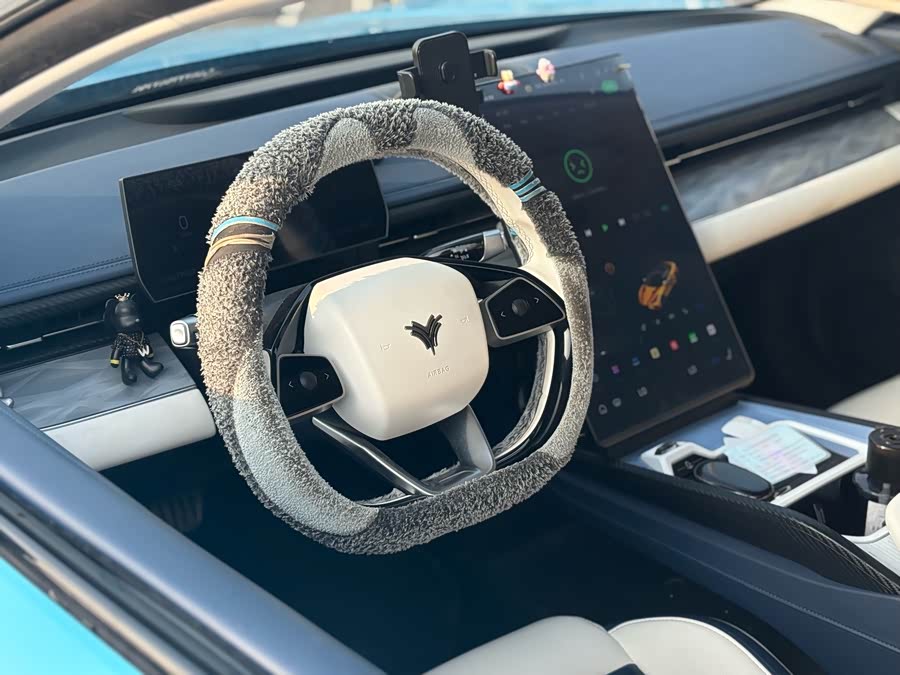 哪吒汽车 哪吒GT 2023 汽车图片 #4