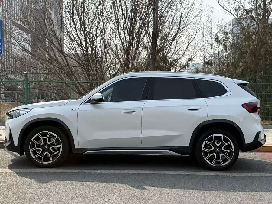 BMW X1 2024 car image #4