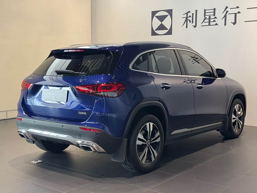 Mercedes-Benz GLA Class 2021 car image #4