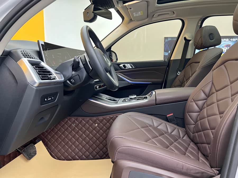 BMW X5 2025 imagem de carro #4