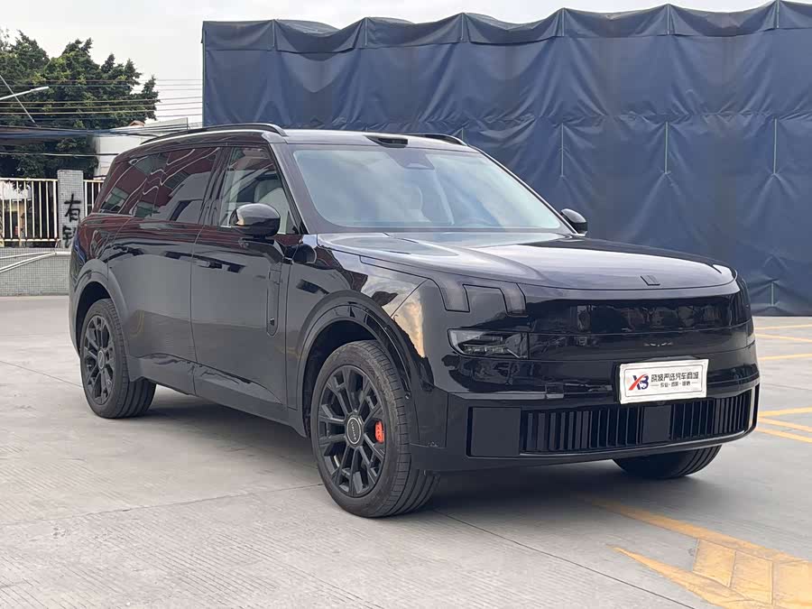 Lynk & Co 900 2025 #4 Lynk & Co 900 2025 car image #4