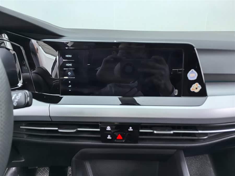 Volkswagen Golf 2020 car image #4