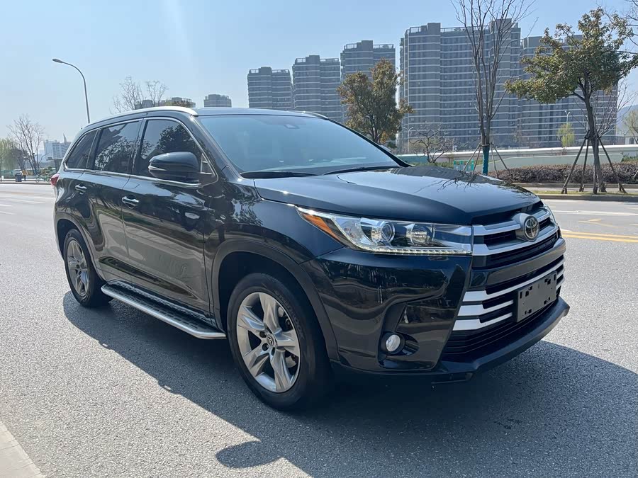 Toyota Highlander 2021 car image #4