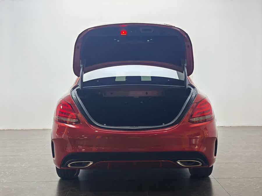 Mercedes-Benz C Class 2018 car image #4