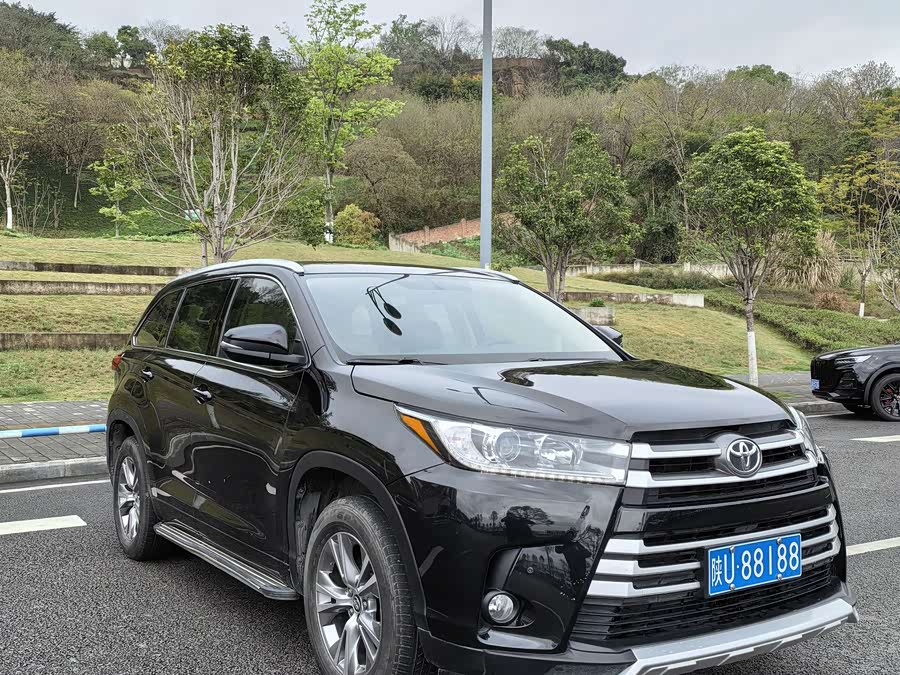 Toyota Highlander 2021 image de voiture #4