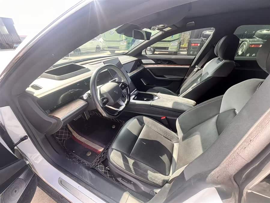 哪吒汽车 哪吒S 2023 汽车图片 #4