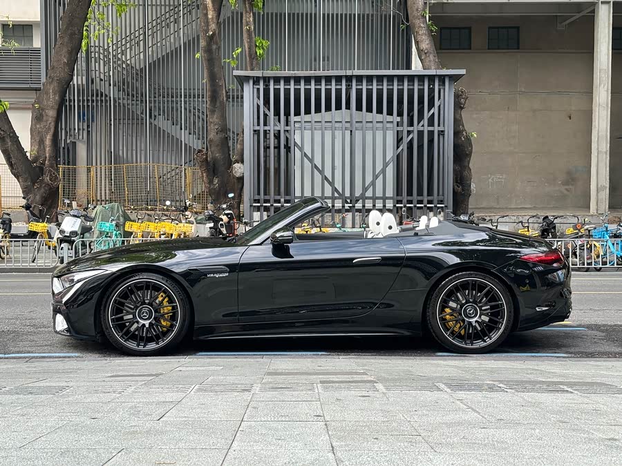 Mercedes-Benz SL AMG 2024 immagine di auto #4