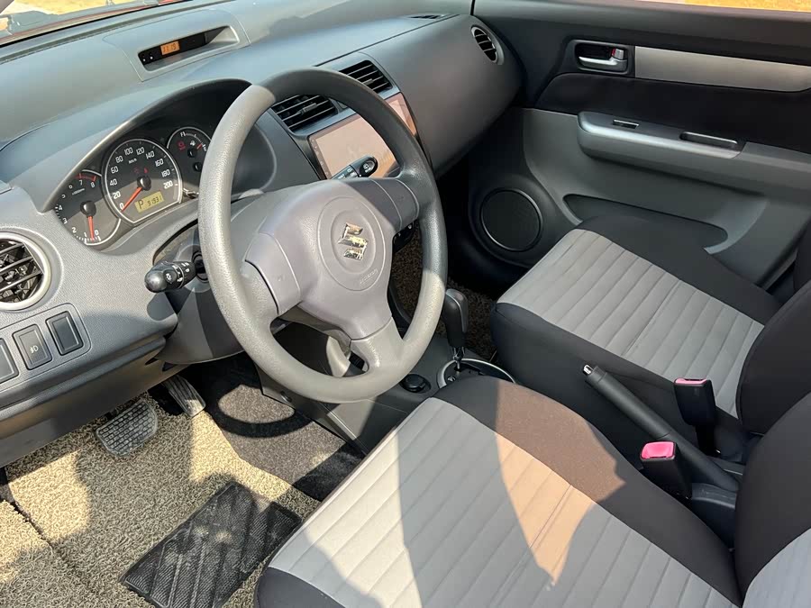 铃木 雨燕 2016 汽车图片 #4