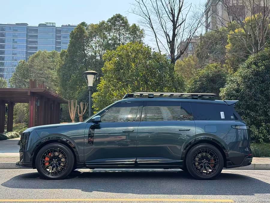 Lynk & Co 900 2025 #4 Lynk & Co 900 2025 car image #4