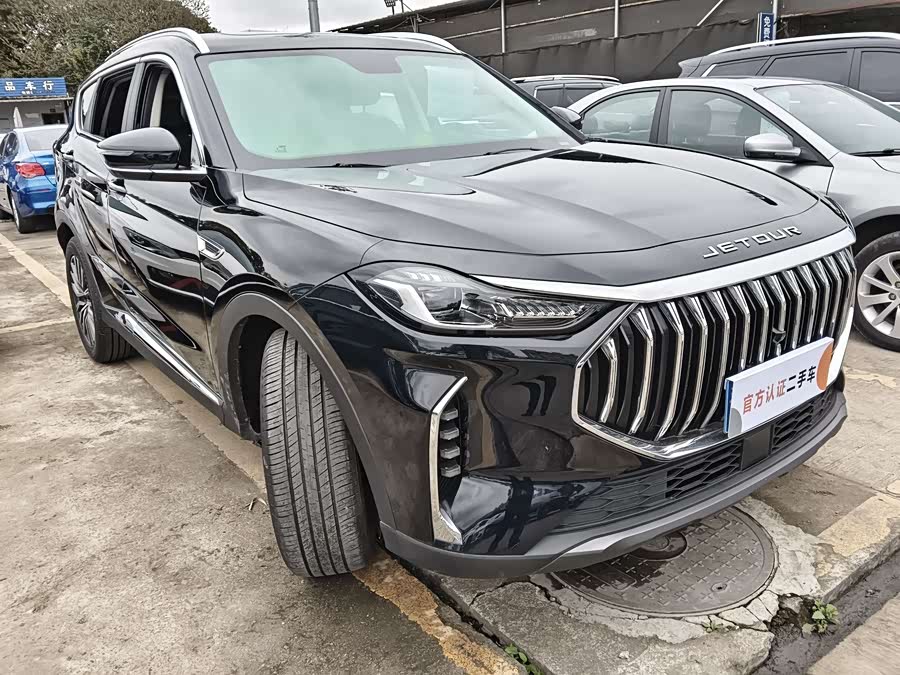 Jetour X70 PLUS 2024 car image #4