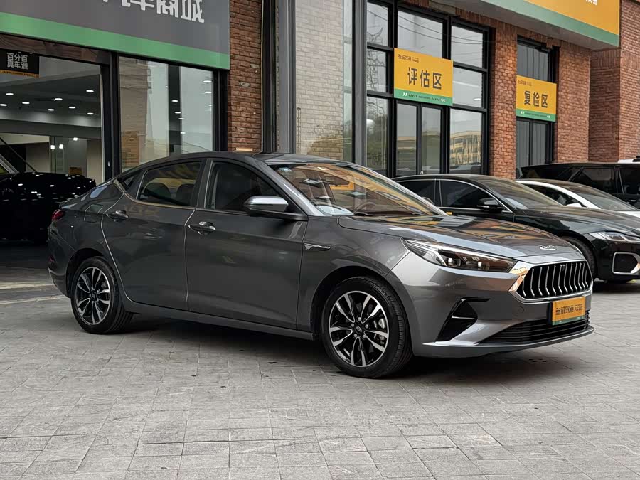 JAC 2020 car image #4