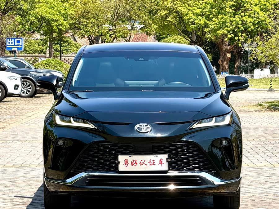 Toyota Venza 2023 car image #4