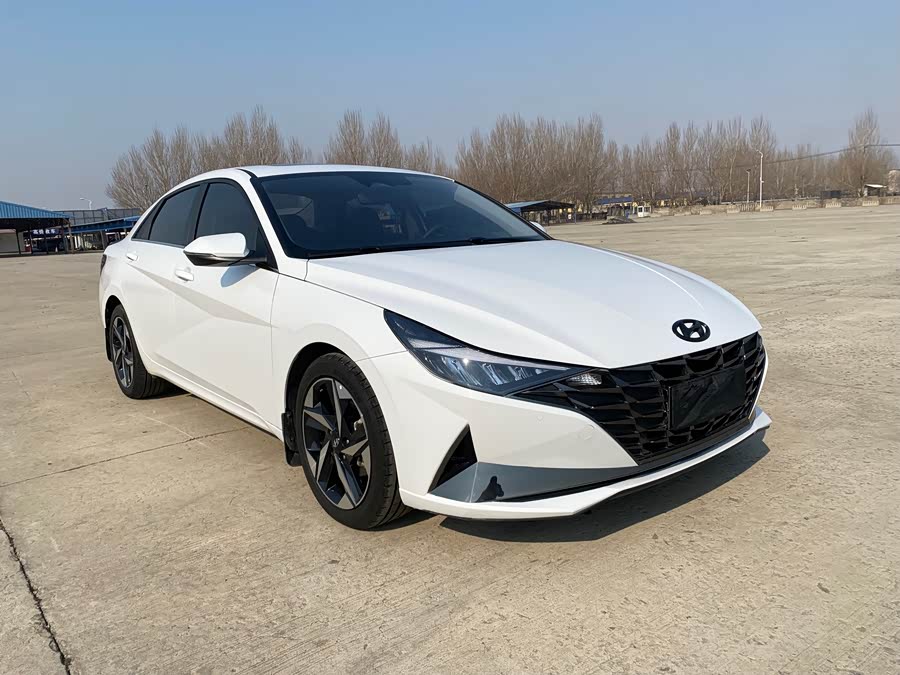 Hyundai Elantra 2022 car image #4