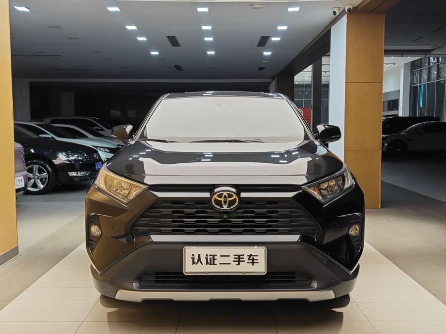 Toyota RAV4 2020 car image #4