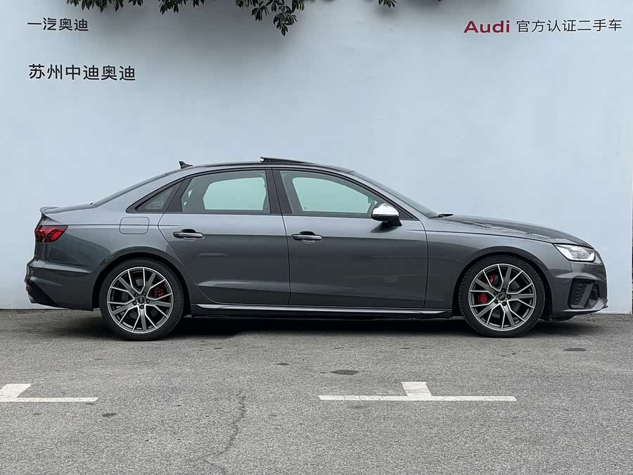 Audi S4 2023 image de voiture #4