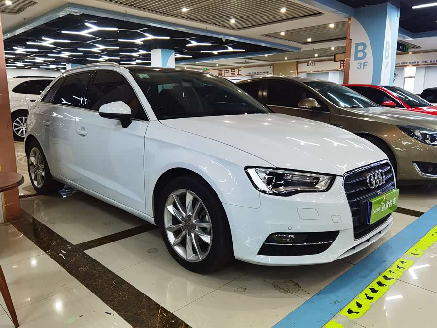 Audi A3 2018 car image #4