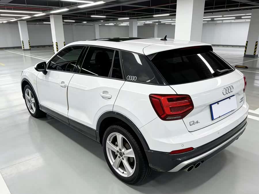 Audi Q2L 2023 imagen de coche #4