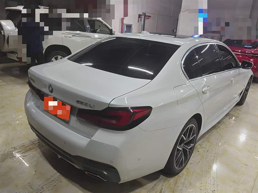 BMW 5 Series 2023 car image #4