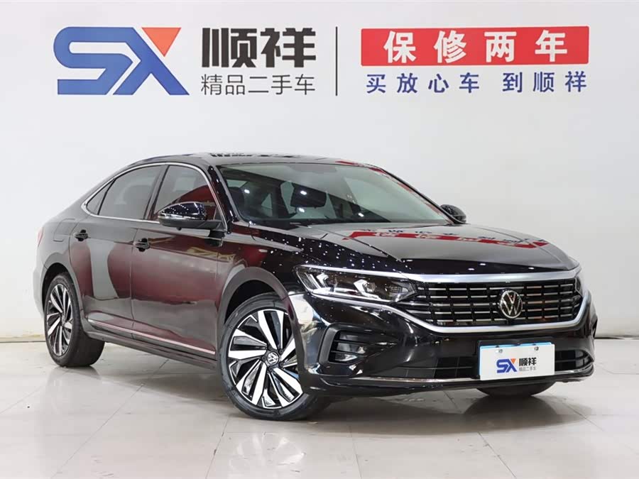 Volkswagen Passat 2023 car image #4