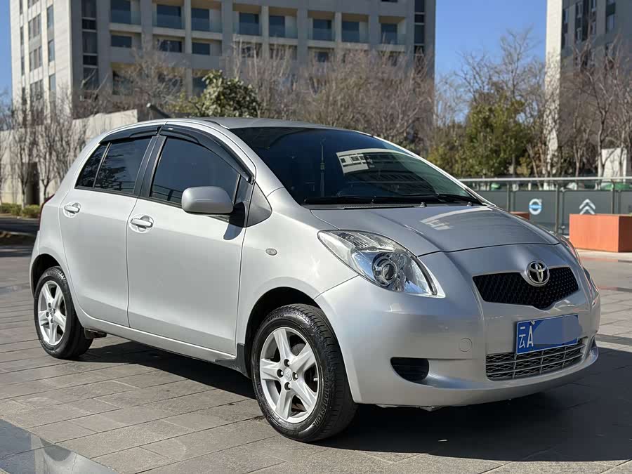Toyota Yaris 2008 car image #4