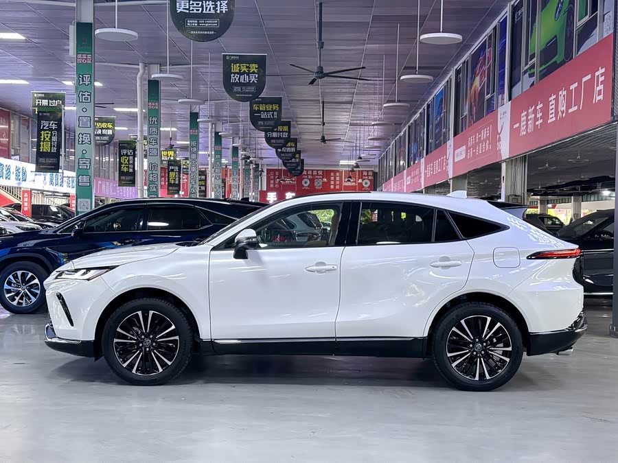 Toyota Venza 2024 car image #4