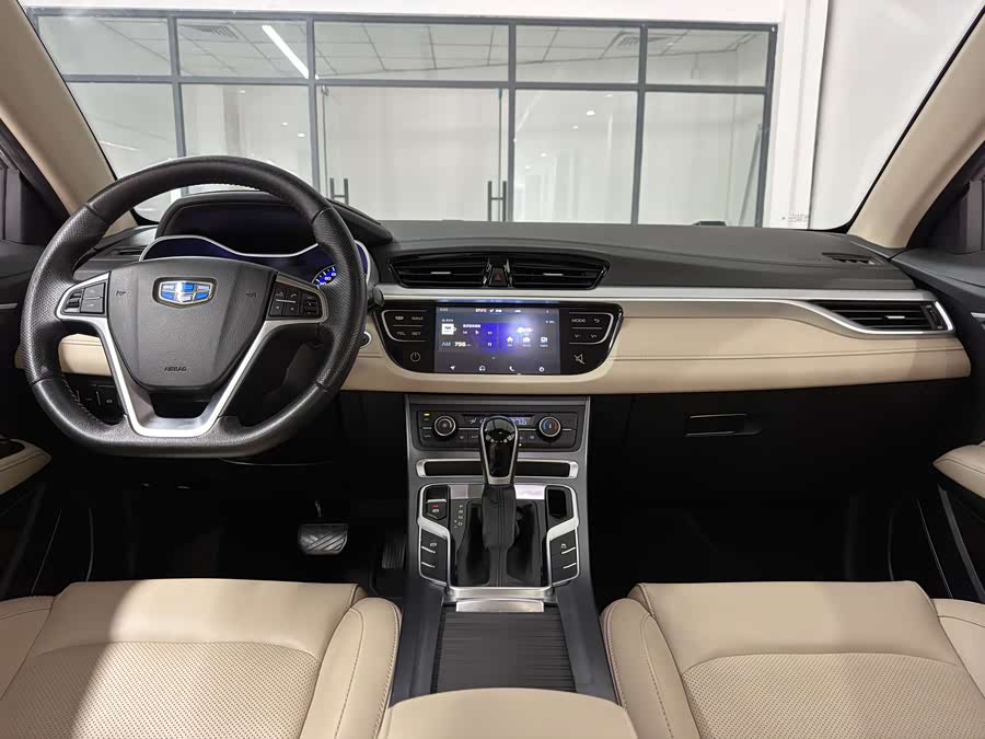 GEELY Emgrand 2019 car image #4