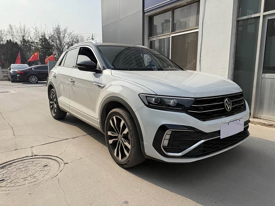 Volkswagen T-Roc 2022 car image #4
