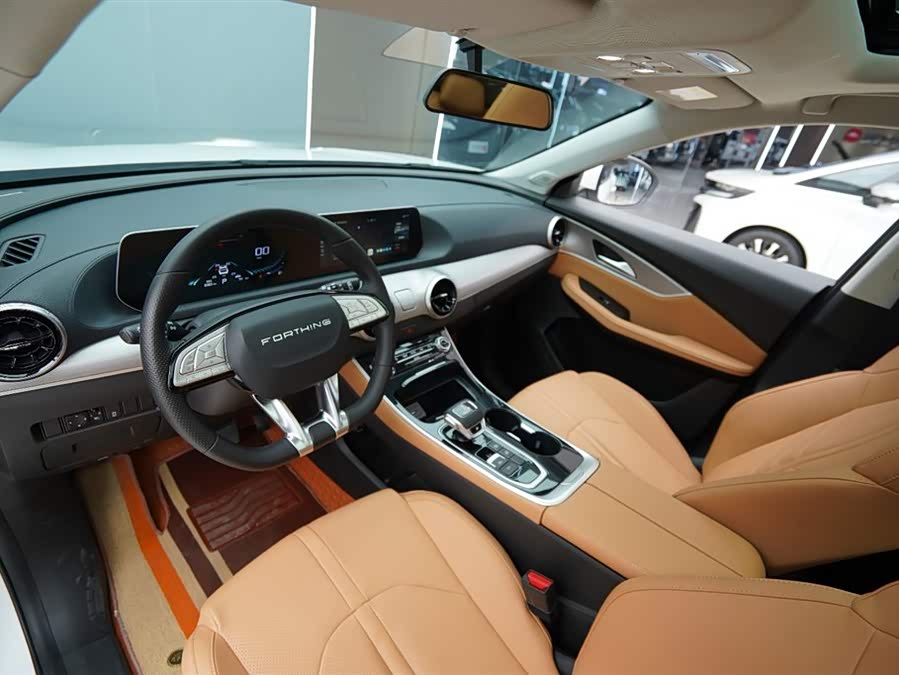 T5 EVO 2024 car image #4