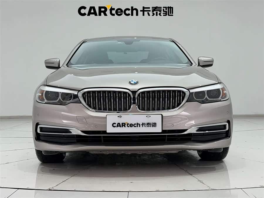 BMW 5 Series 2018 imagem de carro #4