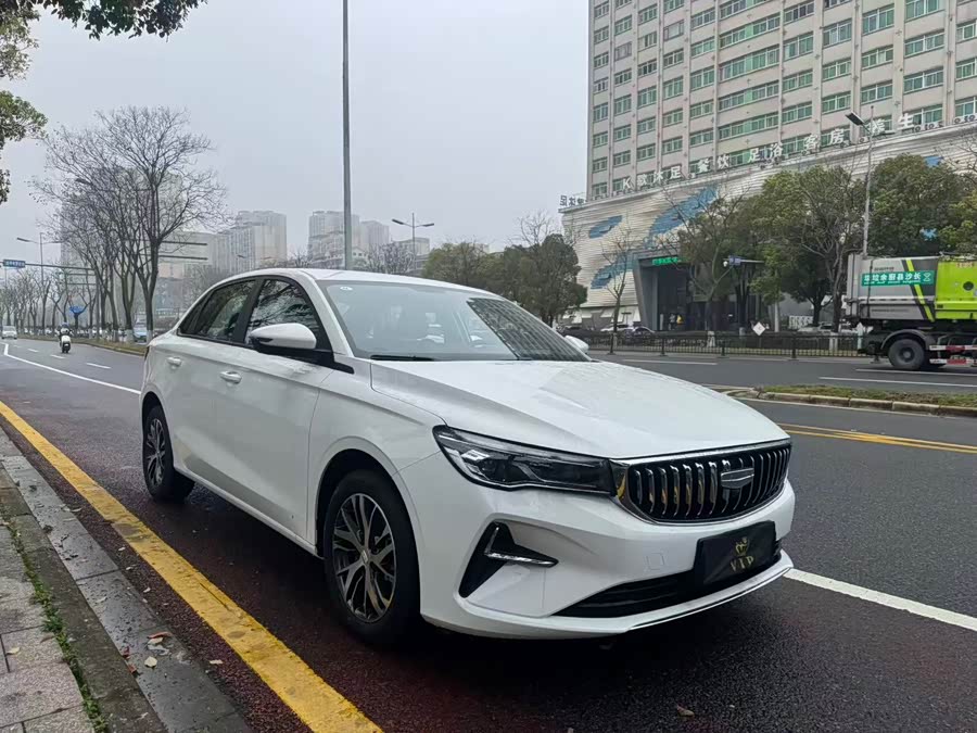 GEELY Emgrand 2026 car image #4