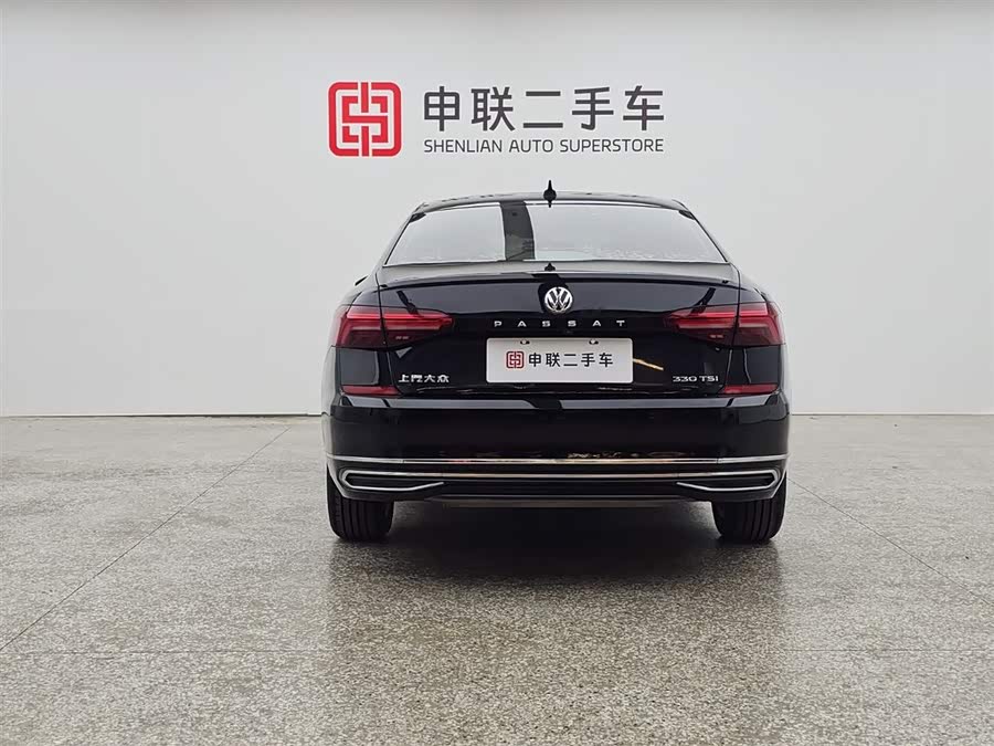 Volkswagen Passat 2021 car image #4