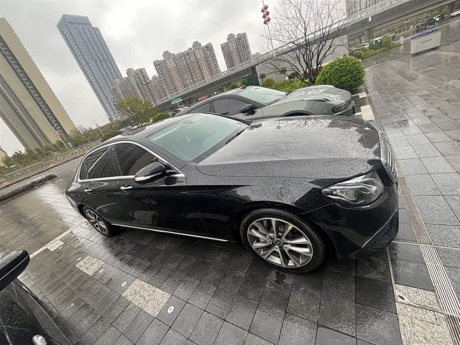 Mercedes-Benz E Class 2018 car image #4