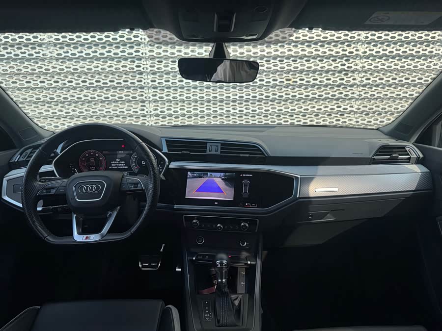 Audi Q3 Sportback 2025 изображение автомобиля #4