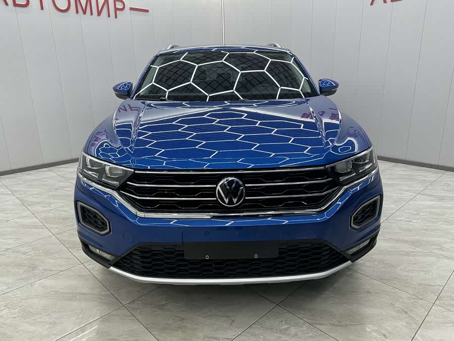 Volkswagen T-Roc 2022 car image #4