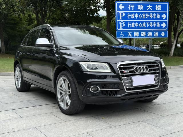 Audi Q5 (Imported) 2012 car image #4
