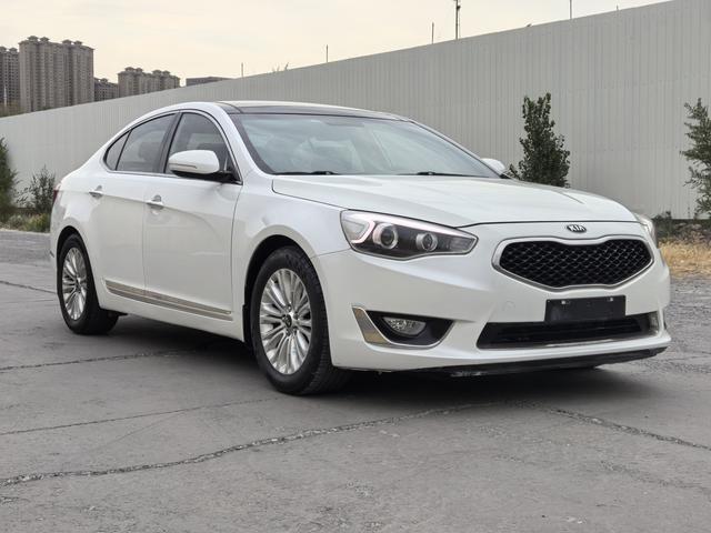 Kia Cadenza 2013 изображение автомобиля #4