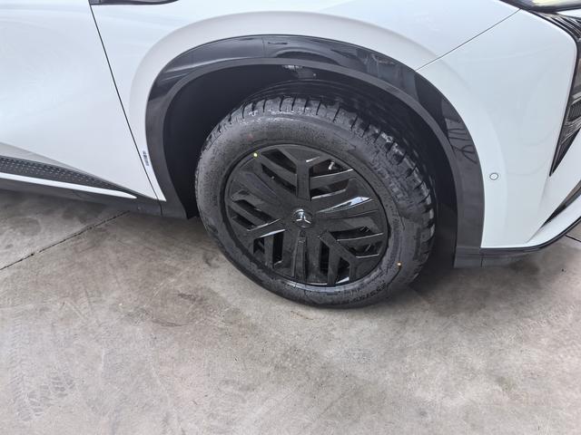 HongQi TianGong 08 2025 #4 HongQi TianGong 08 2025 car image #4