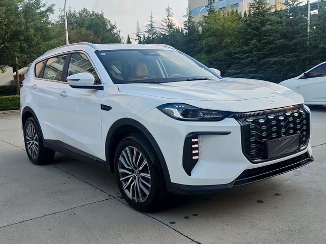 Jetour X70 C-DM 2024 car image #4