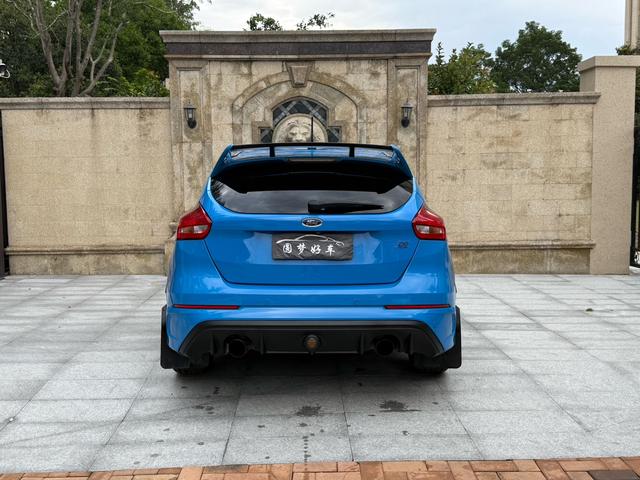 Ford Focus (Imported) 2018 صورة سيارة #4