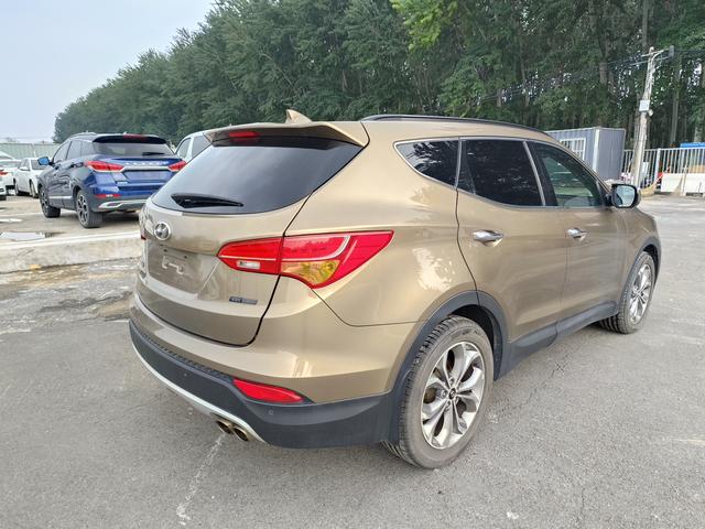 Hyundai Santa Fe (Imported) 2013 imagem de carro #4