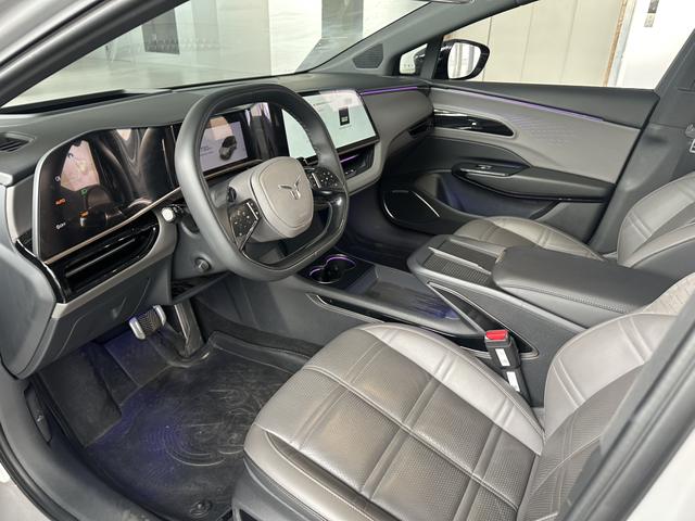 HongQi EH7 2024 car image #4